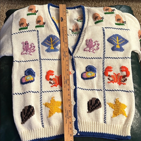 Vintage Cream Cardigan with Sea Motifs - Picture 6 of 8